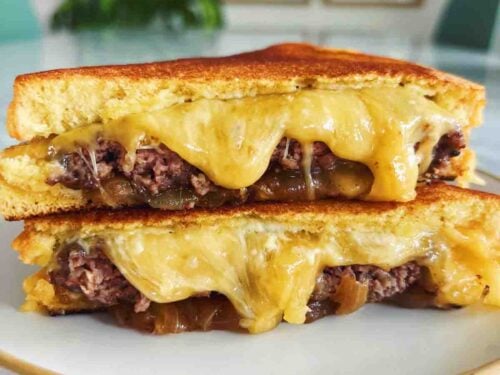 RIAH'S GRILLED CHEESE CHEESEBURGER